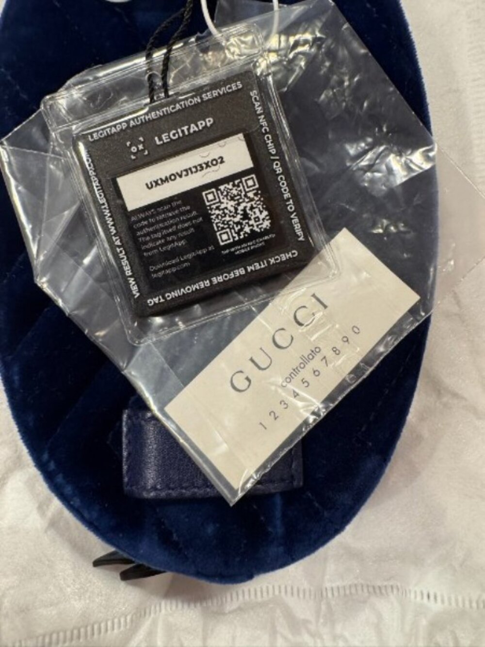 Gucci Marmont Blue Velvet Belt Bag with COA - Picture 4 of 4
